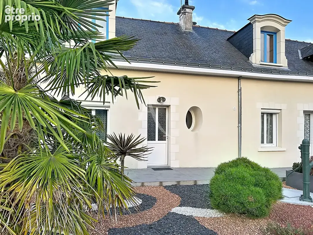 Photo Maison à Longue-Jumelles au prix de 376 000€