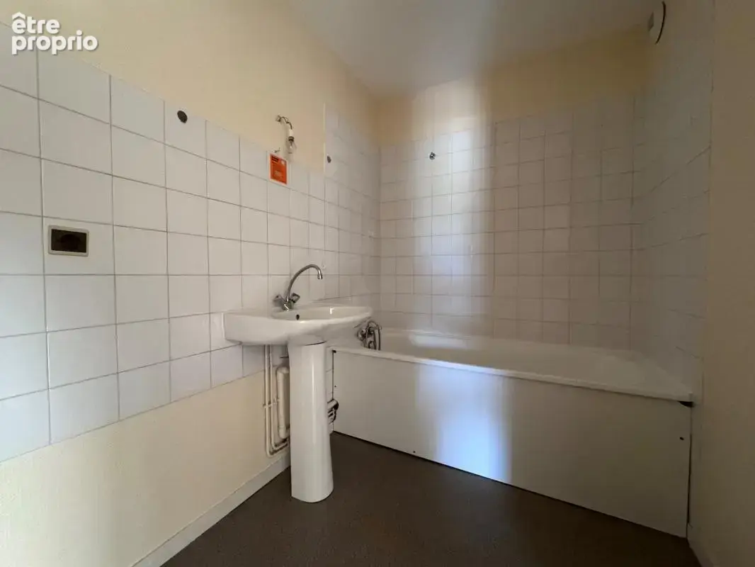 Appartement t2 au 2e étage - photo 11