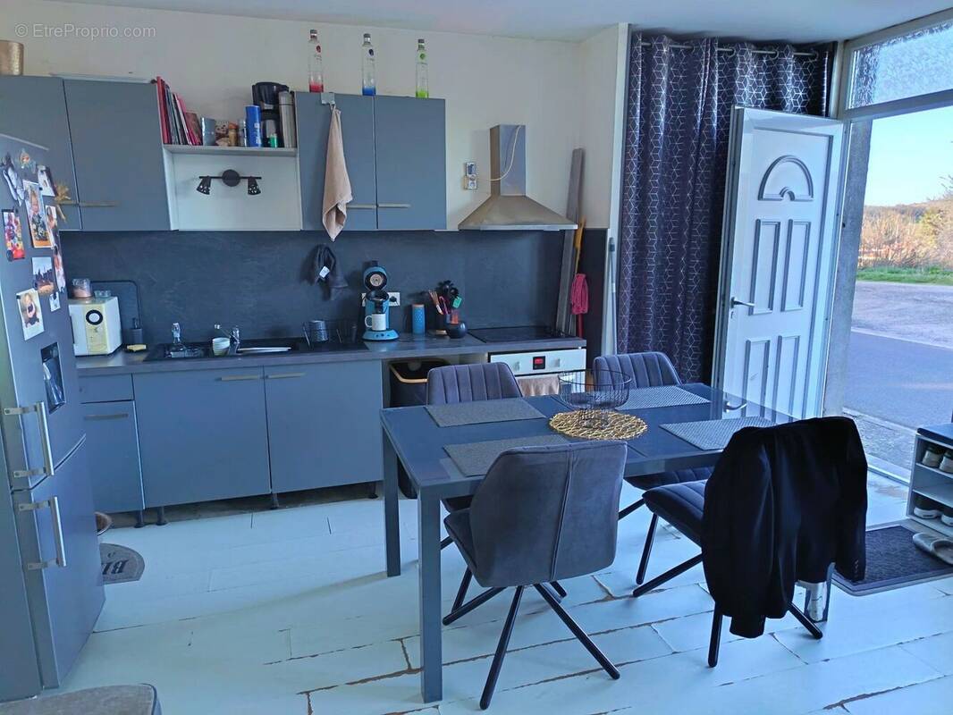 Maison à AUZAT-LA-COMBELLE