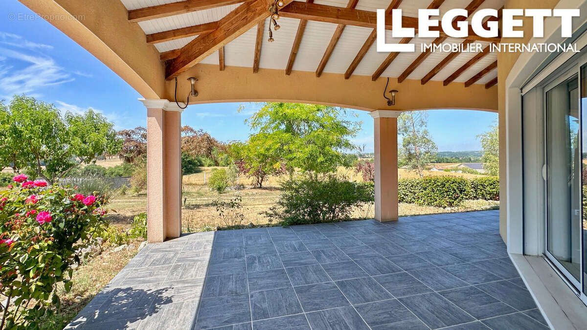 Maison campagne plain pied avec grand jardin sur une vue dégagée et grand sous sol - photo 5
