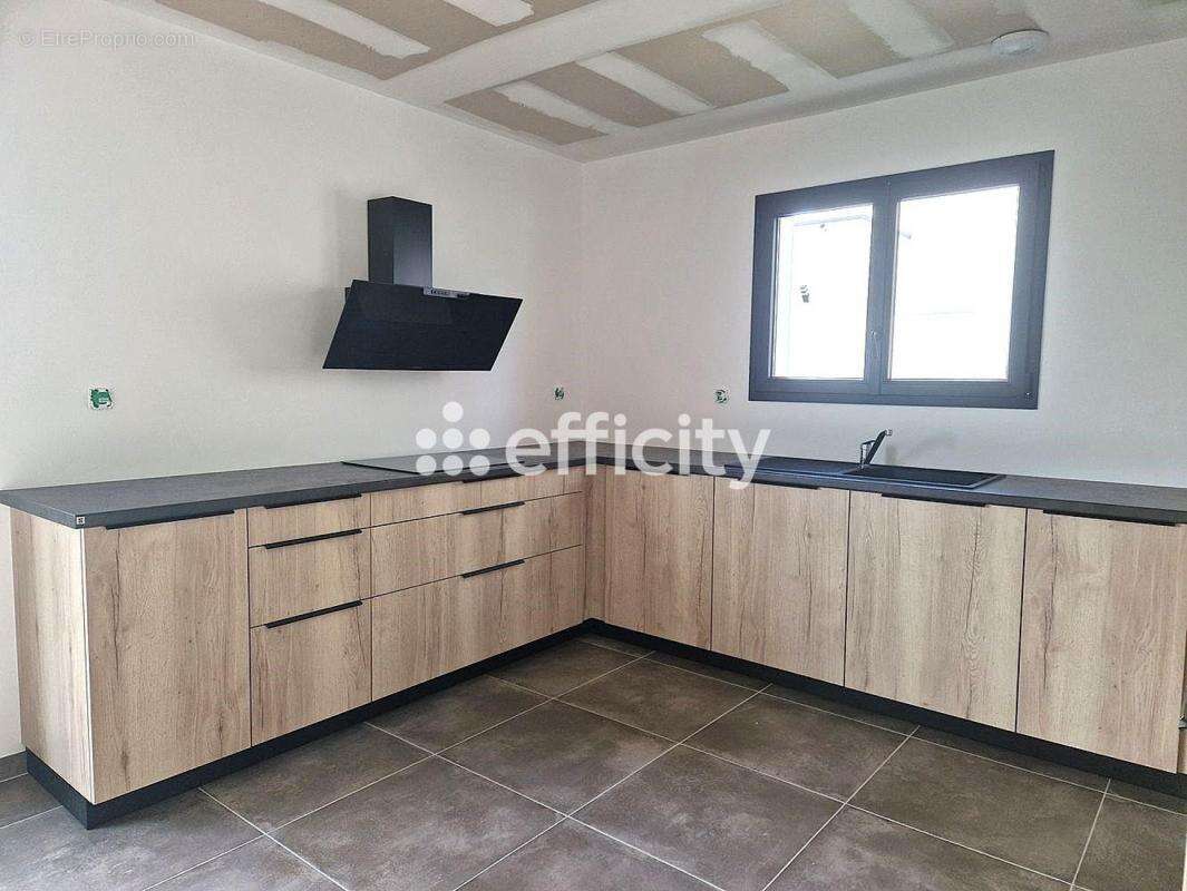 Maison à NIEULLE-SUR-SEUDRE