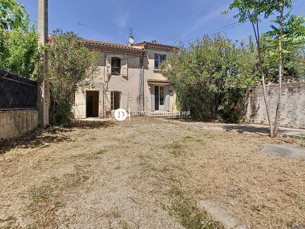 Maison à SORGUES