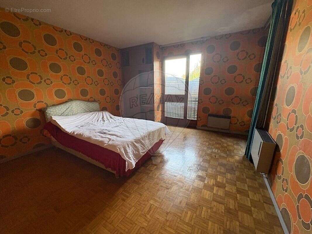 Maison à VARENNES-SUR-SEINE