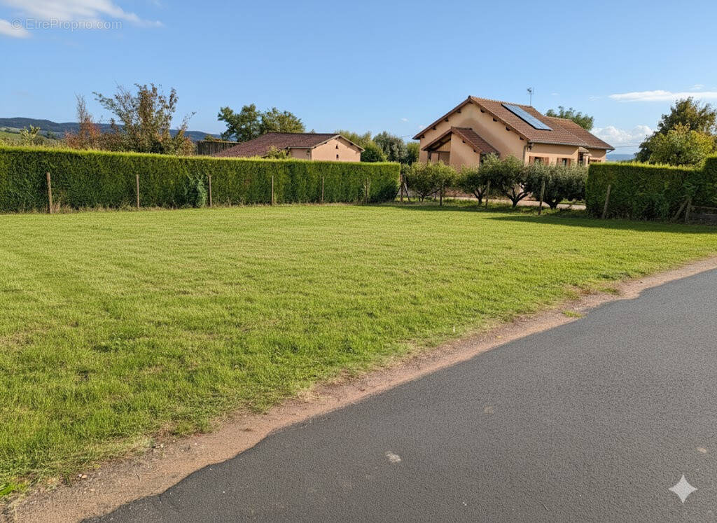 Terrain à BOURNONCLE-SAINT-PIERRE