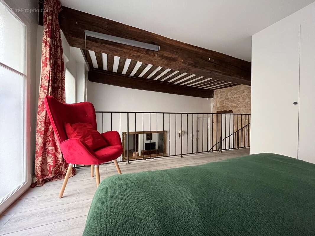 Appartement à PARIS-4E