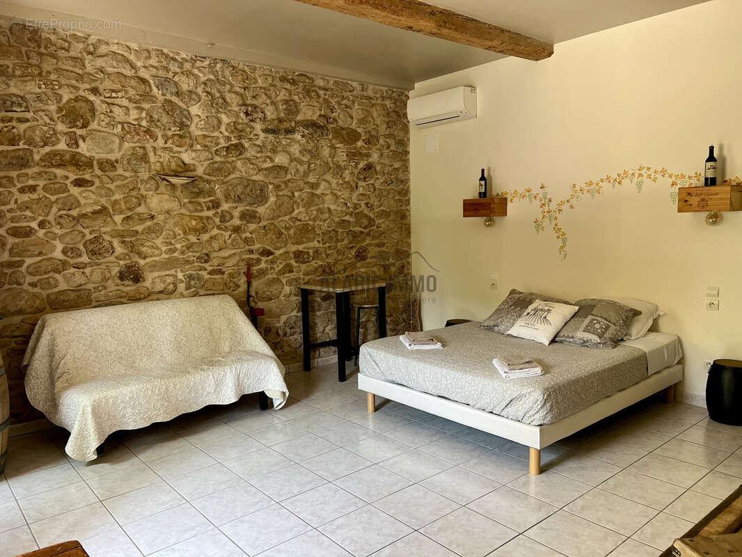 Maison à BOUTENAC