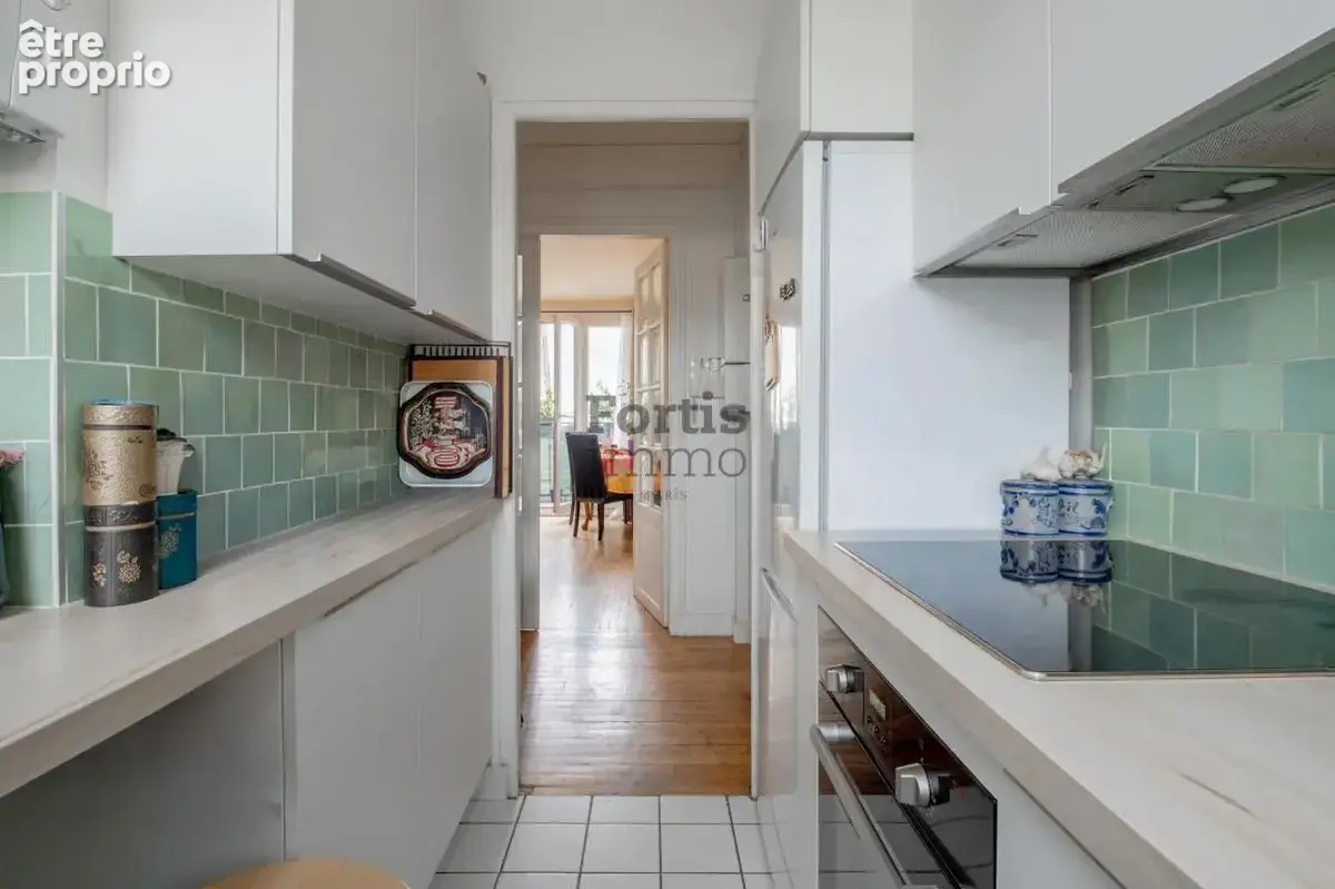 Paris 20 - gambetta - 4p etage eleve balcon vue degagee - photo 11
