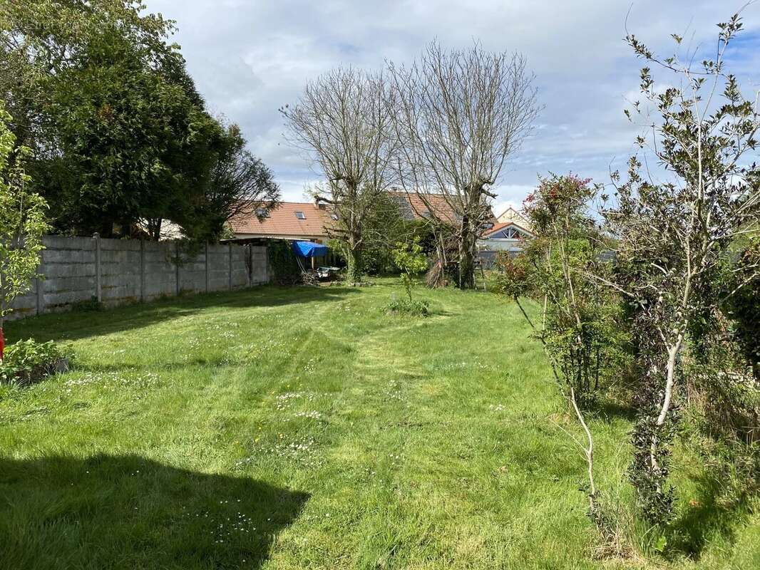 Maison à MILLY-LA-FORET