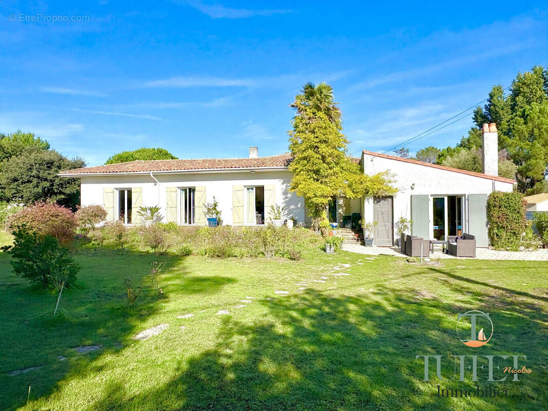 Maison à LA TREMBLADE