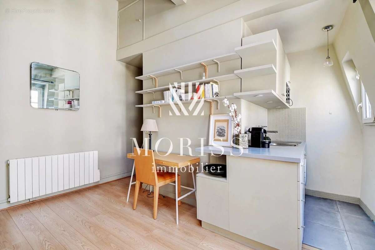 Appartement à PARIS-18E