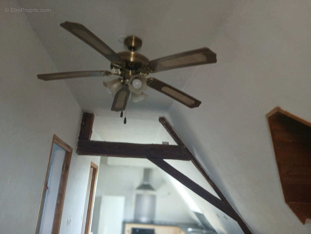 Appartement à JOUY-LE-CHATEL
