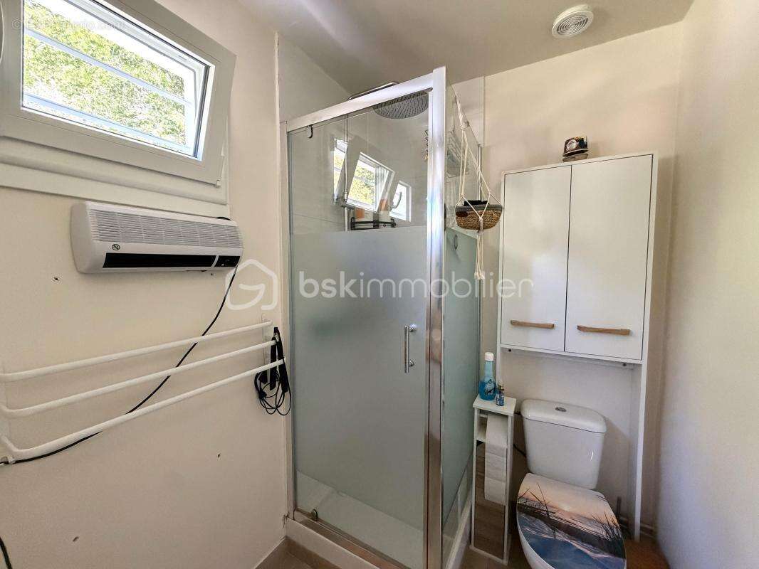 Maison familiale avec sous-sol, 4 chambres , dépendance et bois - photo 19