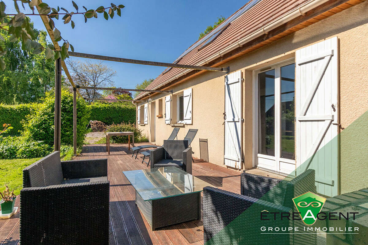 Maison à FOUQUEVILLE