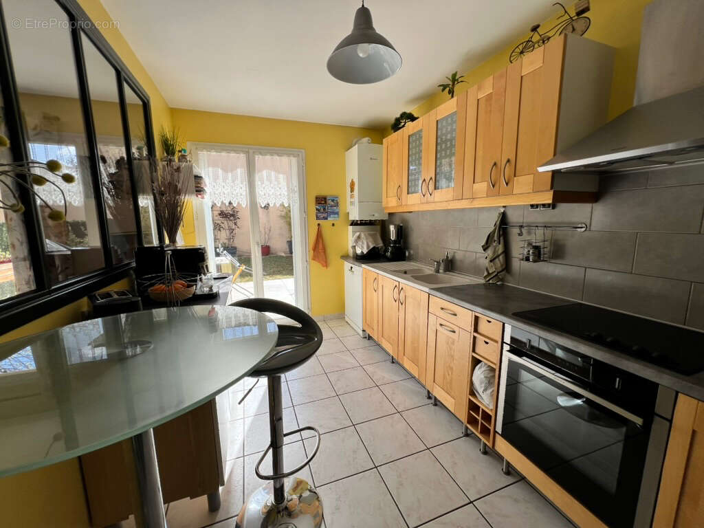 Maison à LYON-8E