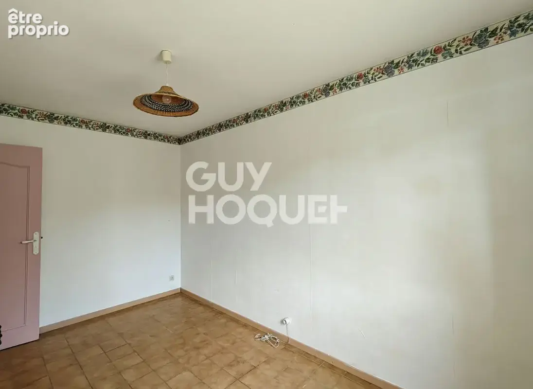 Carpentras - Villa plain pied de 91 m² - 4 pièces avec jardin et garage - photo 12