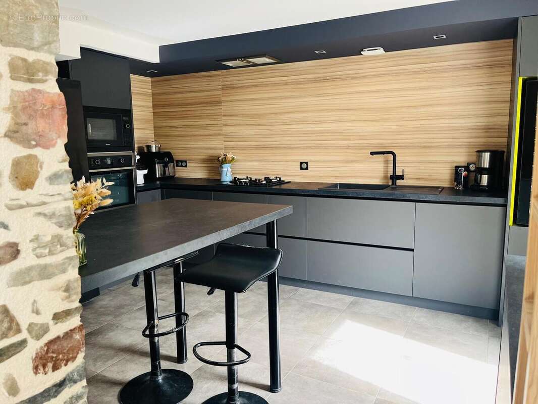 Photo 2 - Maison à MONTAIGU