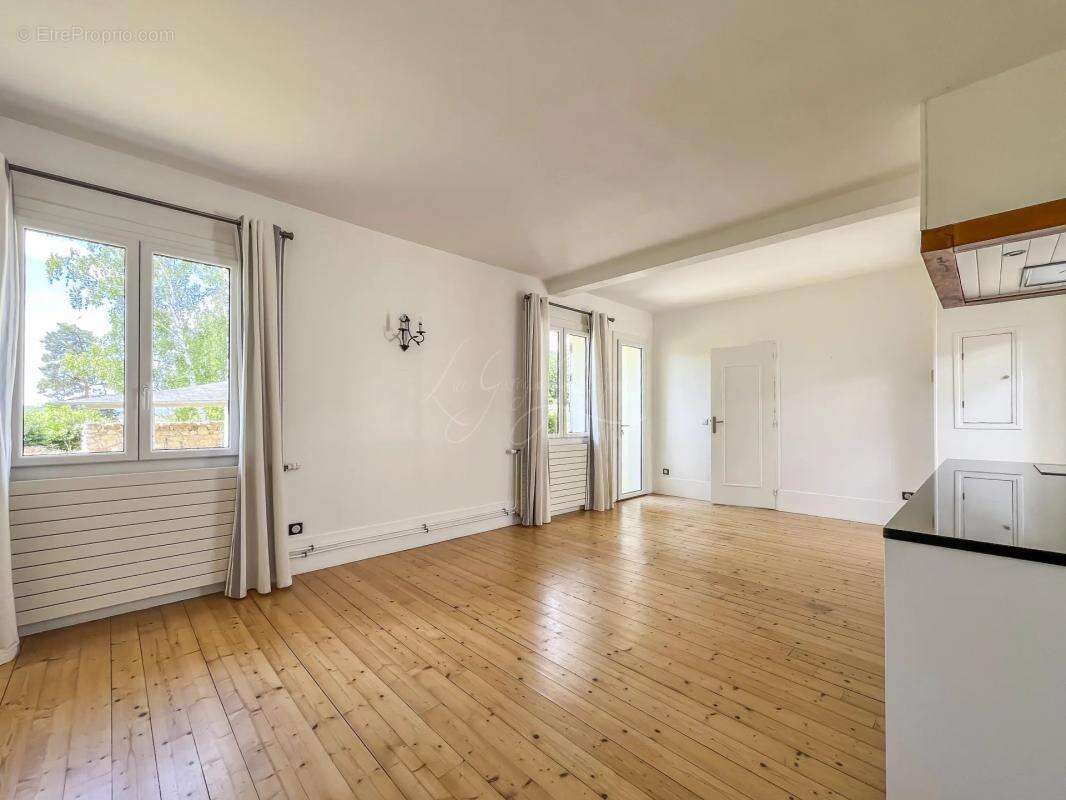 Maison à MAGNY-EN-VEXIN