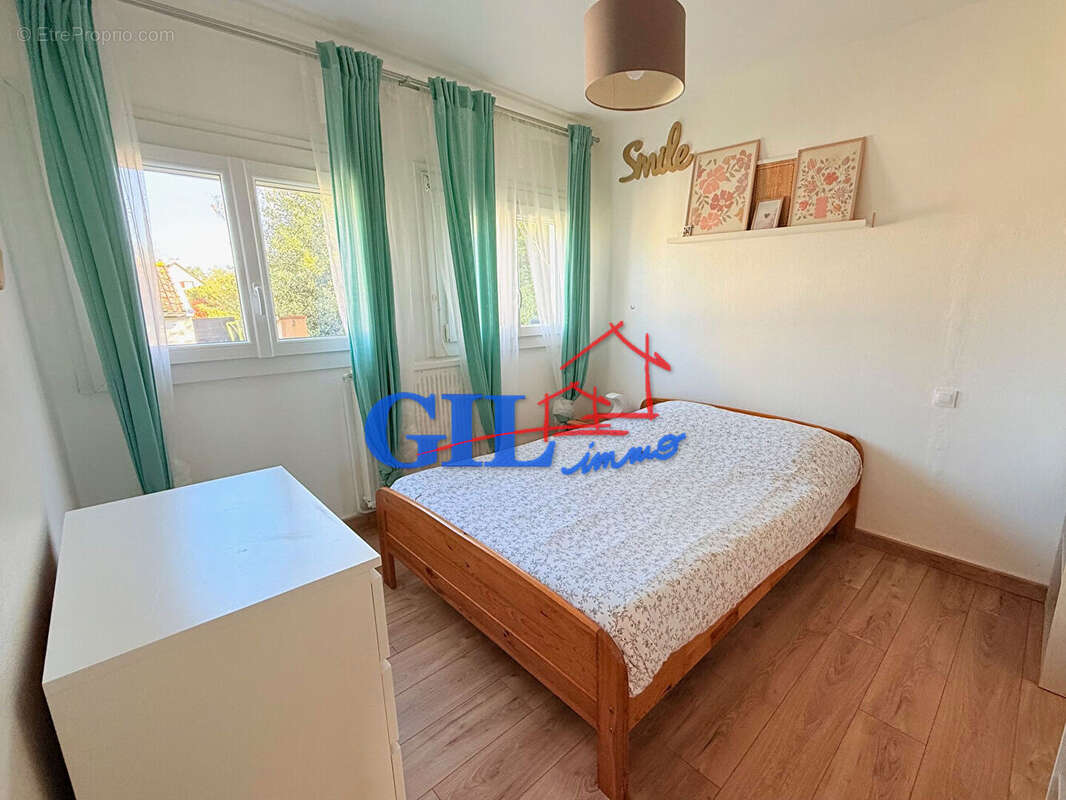 Maison à VERT-SAINT-DENIS