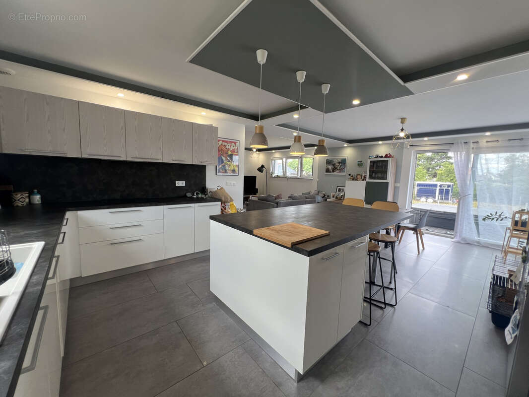 A Bischwihr, une superbe maison individuelle à toit plat 5 pièces de 125 m2 de 2020 de surface habitable sur u - photo 3
