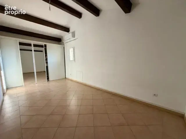 Maison t6 avec terrasse et beau jardin a vendre sur eguilles - photo 13