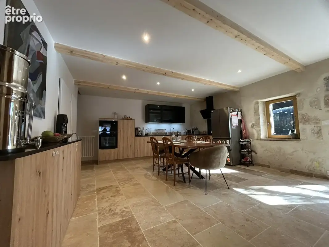 EN EXCLUSIVITE ! Patte d'oie, maison rénovée avec jardin 133 m2 - photo 2