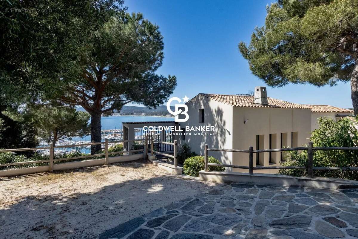 Maison à LE LAVANDOU