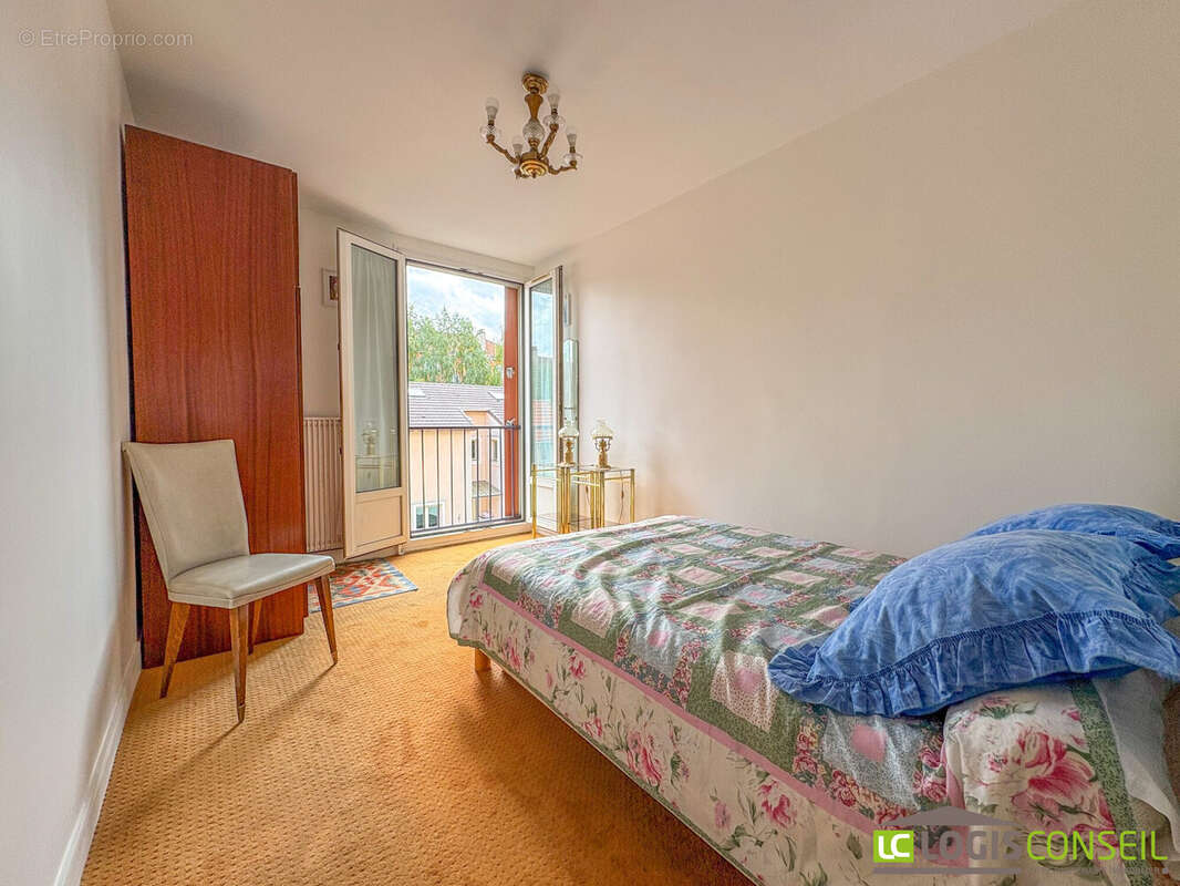 Appartement à CHATILLON