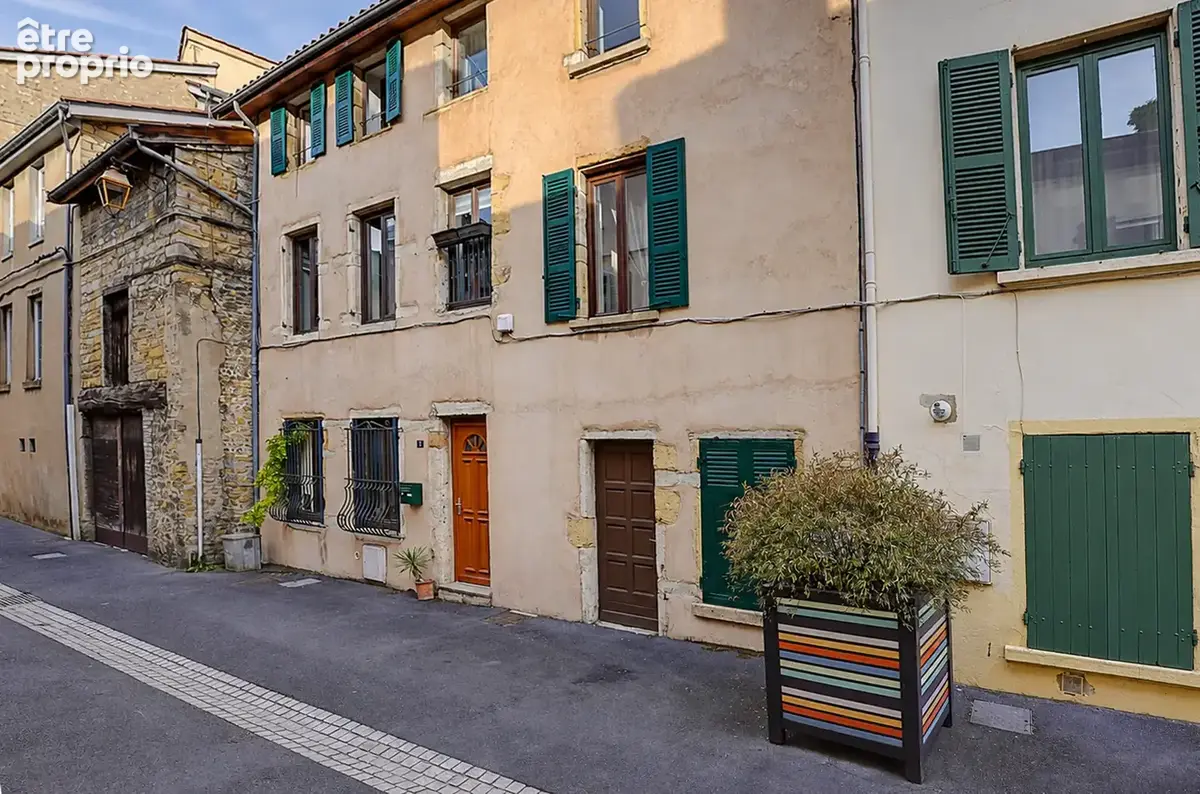 Maison de village de caractère   135 m2   cœur de neuville-sur-saône - photo 12