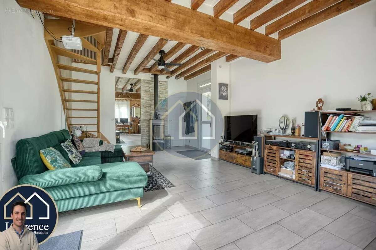 Maison à YMERAY