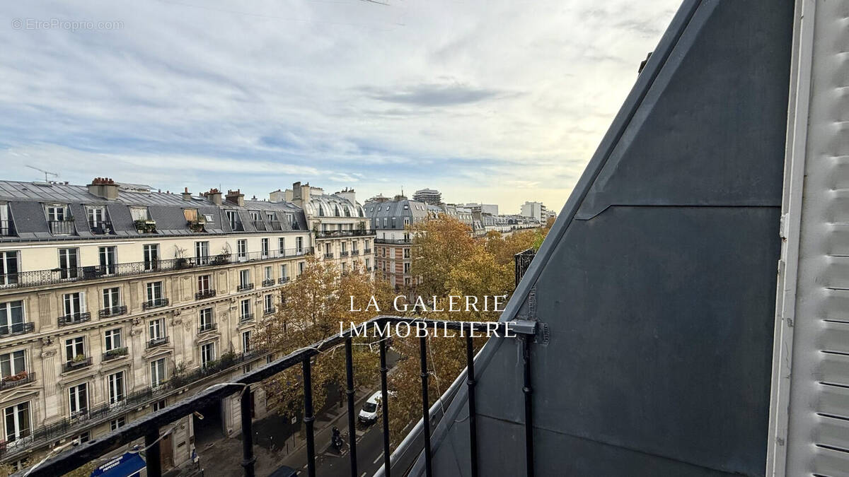 Appartement à PARIS-11E