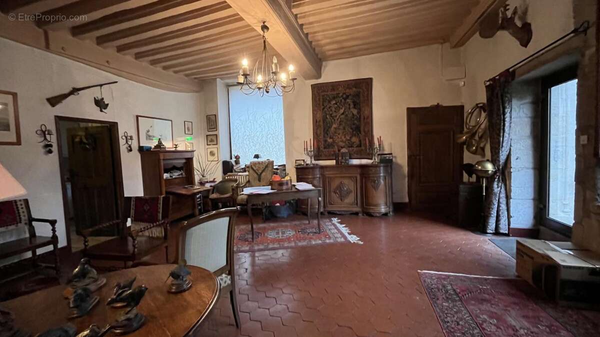 Maison à AUTUN