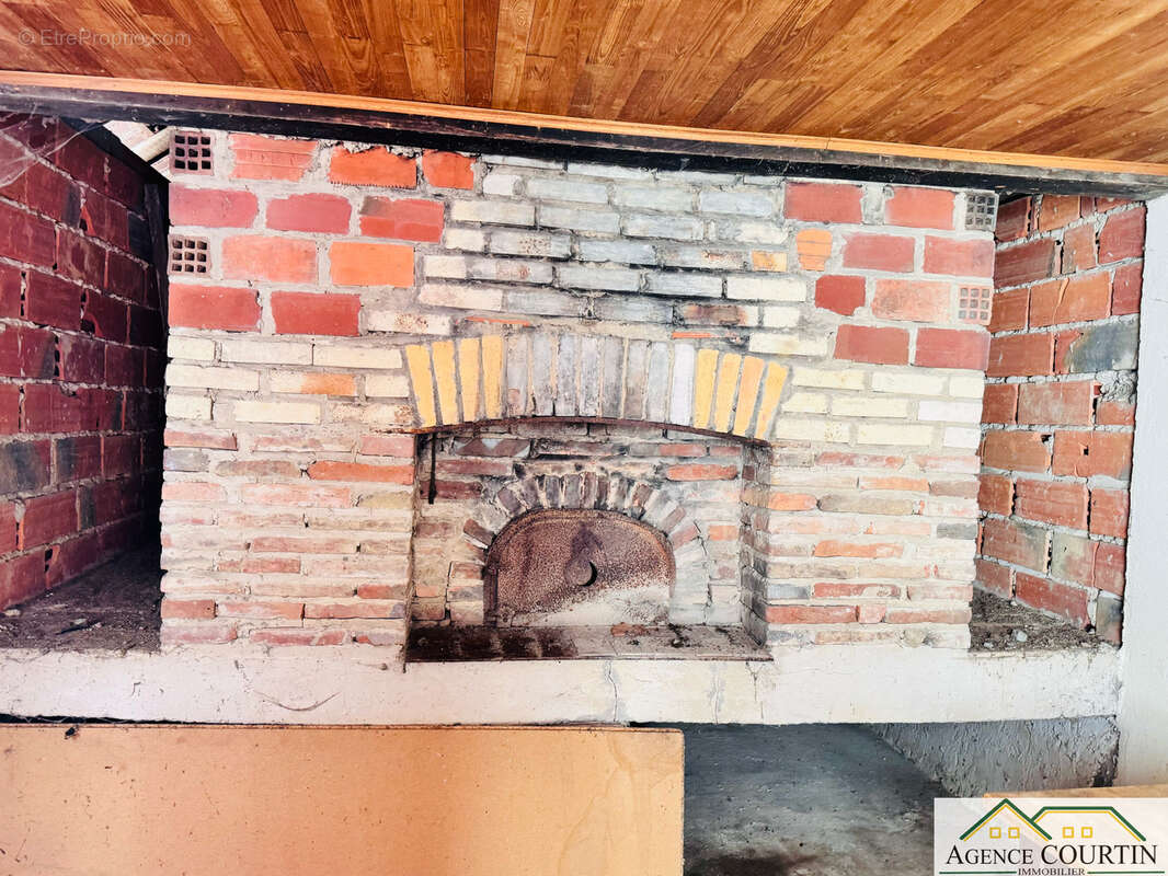 Maison à SAINT-MARTIN-DU-MONT