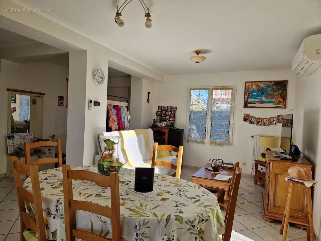 Maison à PONT-DE-VAUX