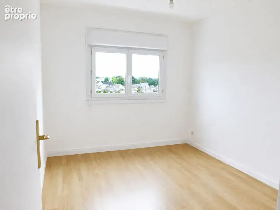 Appartement 101 m² à Lanester  - photo 9