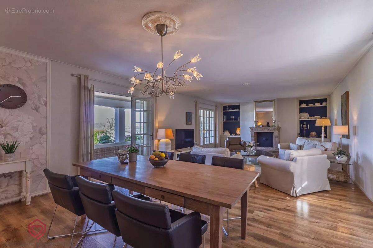 Maison à LEZIGNAN-CORBIERES