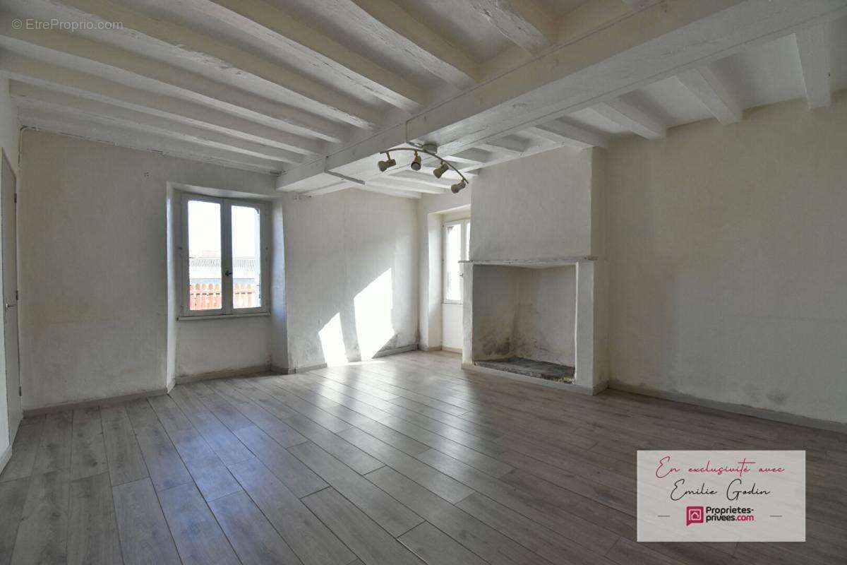 Maison à TREMENTINES