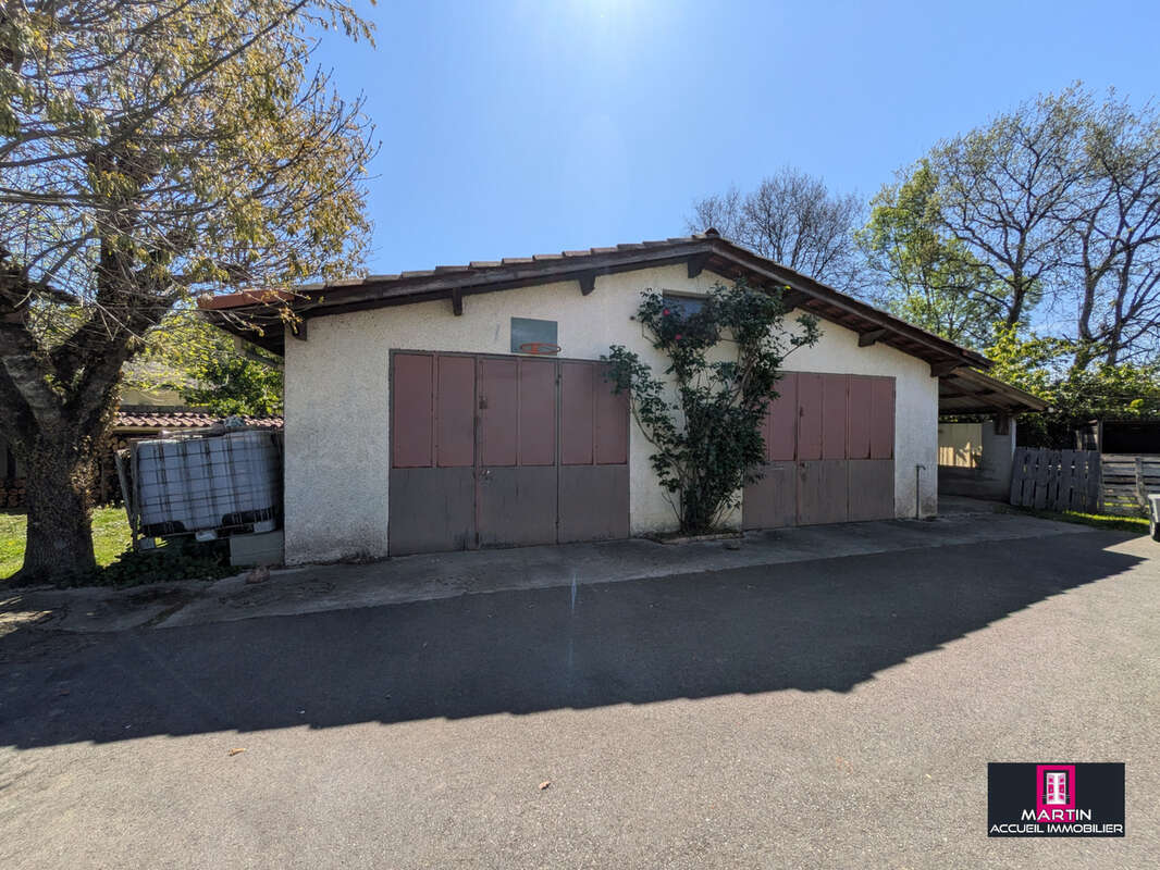 Maison à LA SALVETAT-SAINT-GILLES