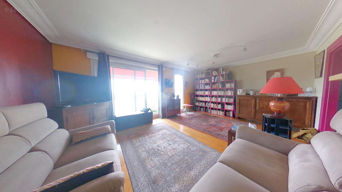 Appartement 3 pièces de 71 m² avec vue imprenable sur la Loire - photo 5