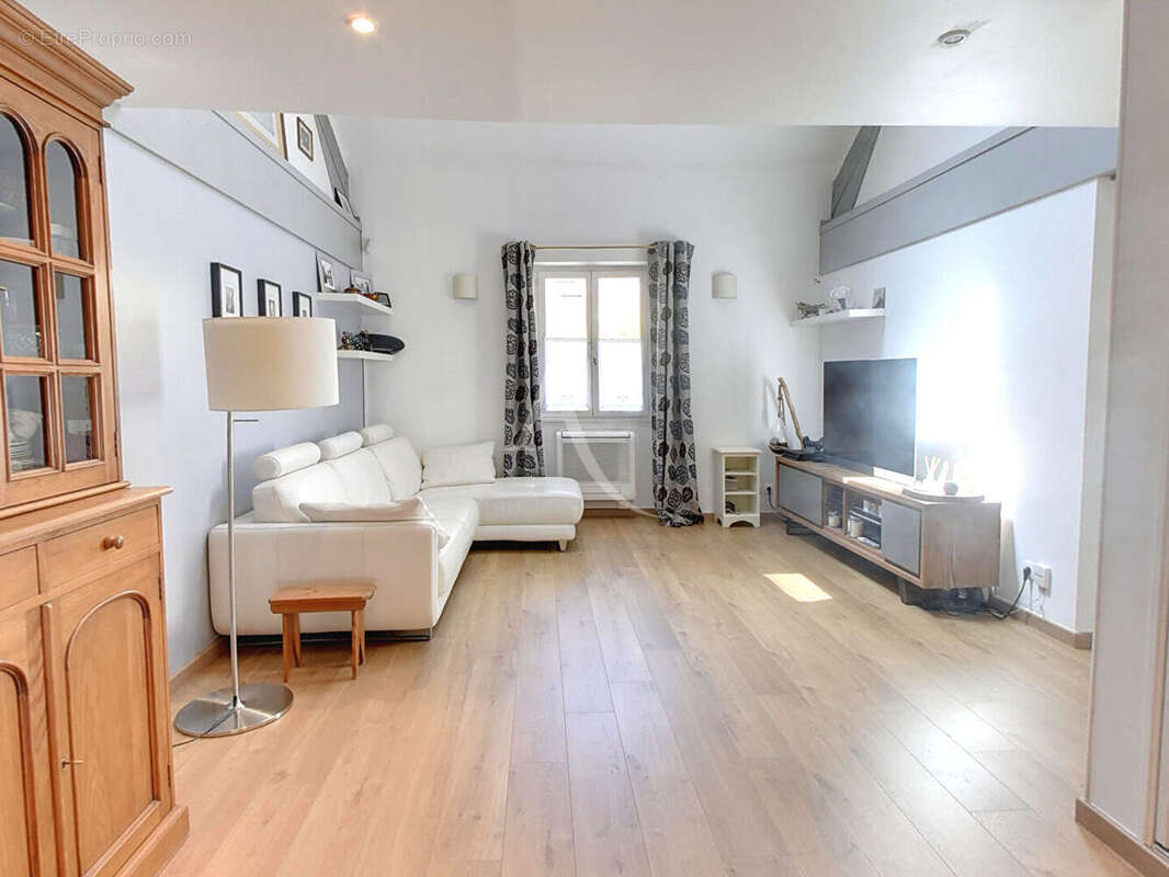 Maison à BRY-SUR-MARNE