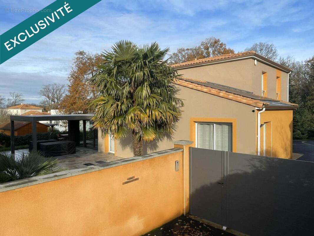 Photo 1 - Maison à HAUTE-GOULAINE