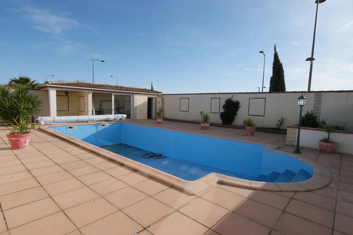 Maison à LEZIGNAN-CORBIERES