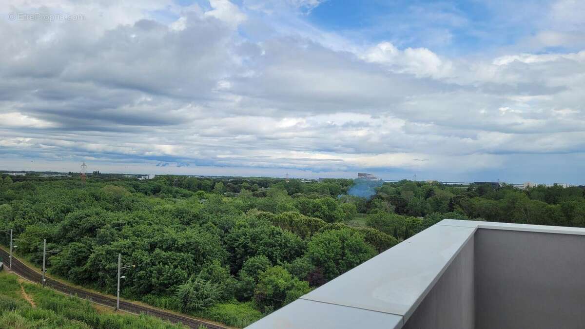 Appartement à LATTES