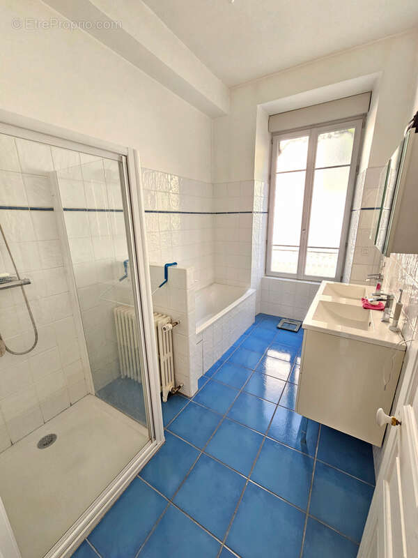 Appartement à VALS-LES-BAINS