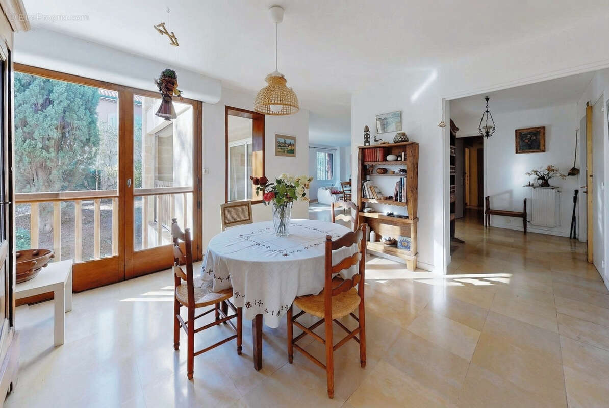 Appartement à AIX-EN-PROVENCE