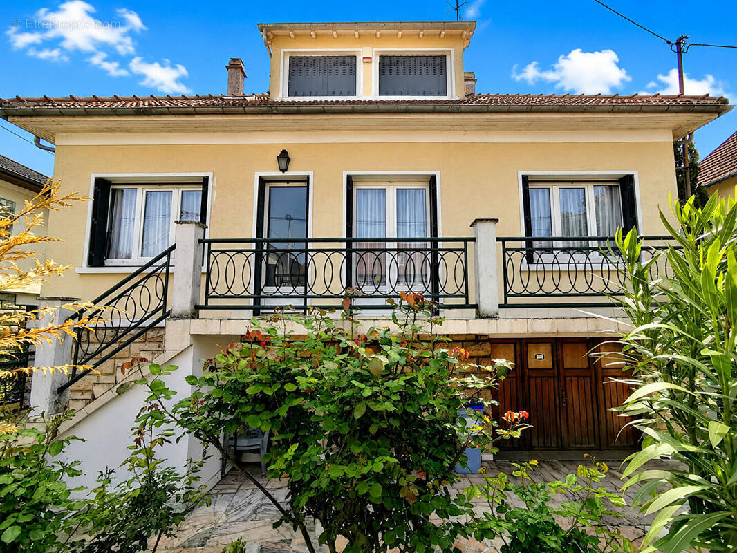 Maison à AULNAY-SOUS-BOIS