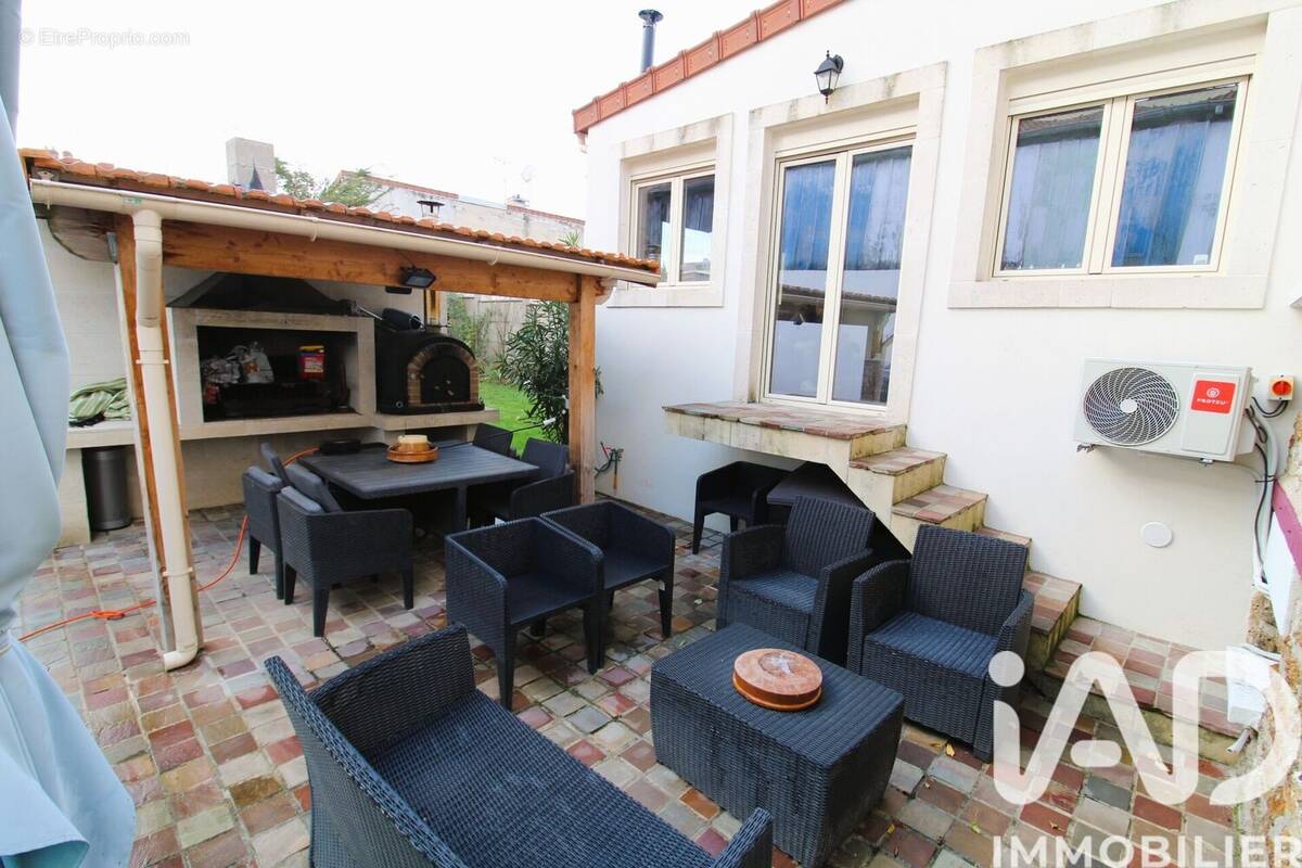 Photo 1 - Maison à VILLENEUVE-LE-ROI