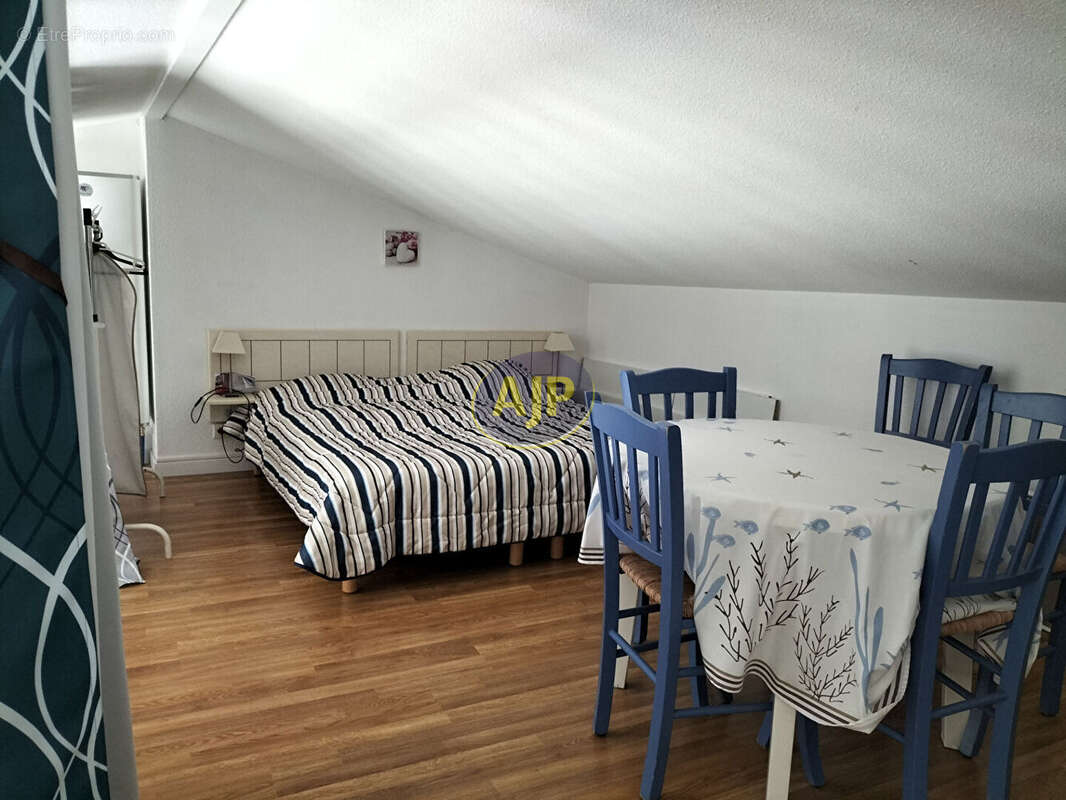 Appartement à FOURAS