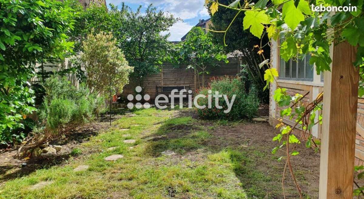 Maison à SAINT-LEU-LA-FORET