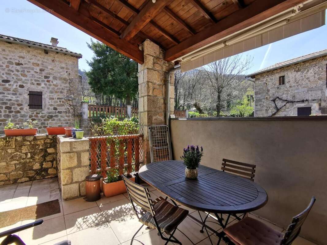   - Maison à LA SOUCHE