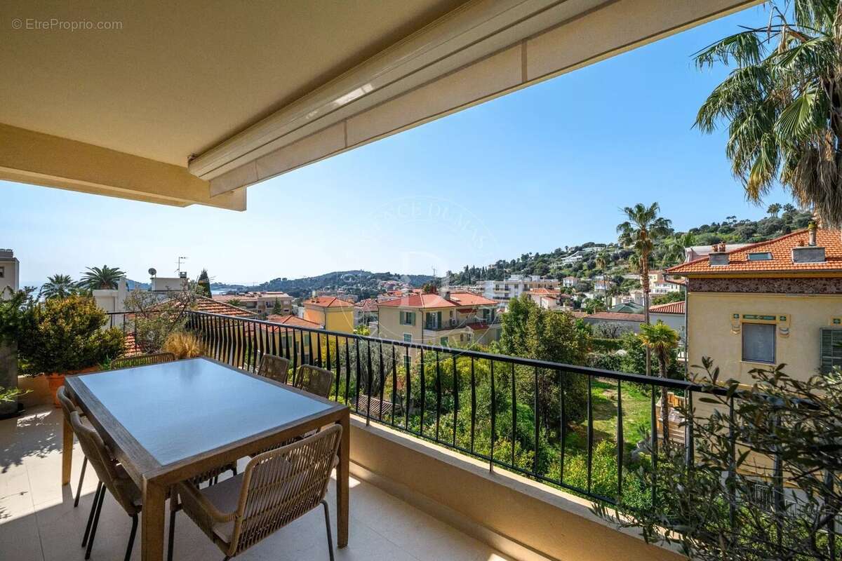 Appartement à BEAULIEU-SUR-MER